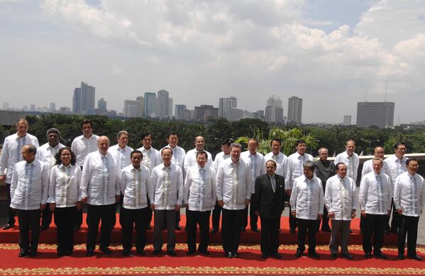 Les dirigeants en habits traditionnels lors des sommets de l’ASEAN - Sputnik Afrique