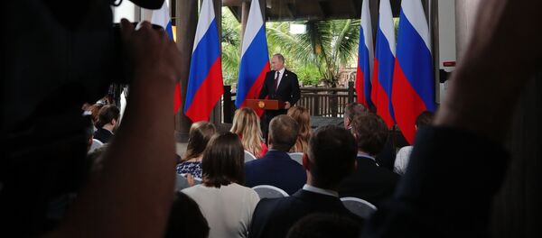 Vladimir Poutine pendant le sommet de l'APEC - Sputnik Afrique
