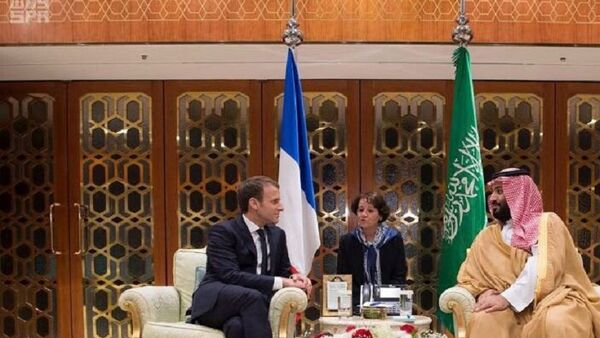 Saudi Crown Prince Mohammed bin Salman meets with French President Emmanuel Macron in Riyadh, Saudi Arabia, November 9, 2017. Picture taken November 9, 2017. - Sputnik Afrique