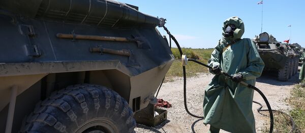 Un militaire des Troupes russes de la protection radio, chimique et biologique - Sputnik Afrique