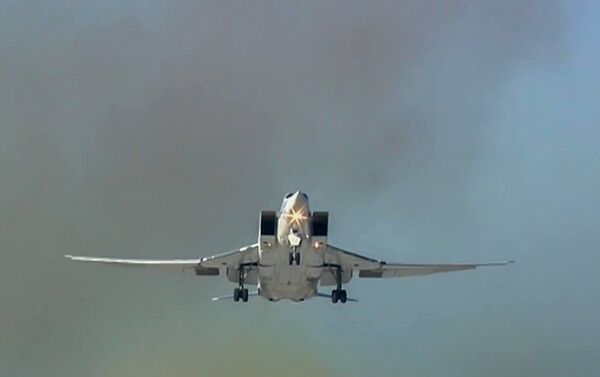 Un bombardier russe Tu-22M3 - Sputnik Afrique