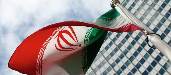An Iranian flag flutters in front of the United Nations headquarters, during an International Atomic Energy Agency (IAEA) board of governors meeting, in Vienna, March 4, 2015. - Sputnik Afrique