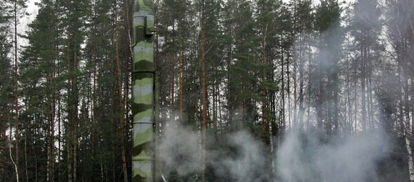 Un Topol-M - Sputnik Afrique