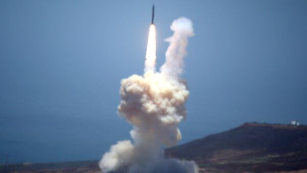 The Ground-based Midcourse Defense (GMD) element of the U.S. ballistic missile defense system launches during a flight test from Vandenberg Air Force Base, California, U.S - Sputnik Afrique