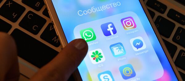 Iconos de mensajerías móviles, incluyendo WhatsApp y ICQ - Sputnik Afrique