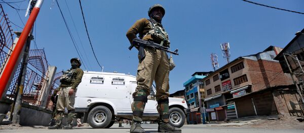 Un policier indien - Sputnik Afrique