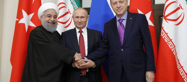 Встреча президента РФ В. Путина с президентом Ирана Х. Рухани и президентом Турции Р. Эрдоганом - Sputnik Afrique