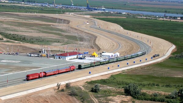 La construction du corridor de transport international «Nord-Sud» en Russie - Sputnik Afrique