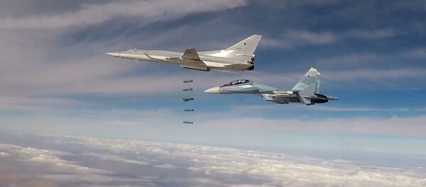 Des bombardiers lance-missiles Tu-22M3 lors d'un raid en Syrie - Sputnik Afrique