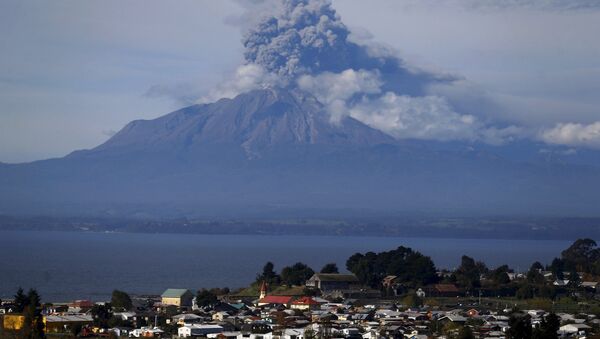Le volcan Calbuco, au Chili, image d'illustration - Sputnik Afrique