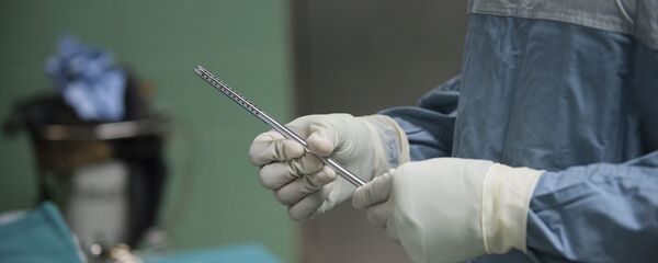 Un chirurgien - Sputnik Afrique