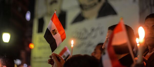 des bougies en mémoire des morts dans le Nord-Sinaï - Sputnik Afrique