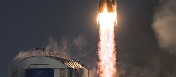 Запуск ракеты-носителя Союз-2.1б с КА Метеор №2-1 с космодрома Восточный - Sputnik Afrique