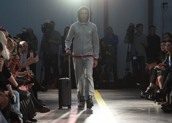 Présentation du kit olympique russe à Moscou - Sputnik Afrique