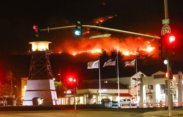Les feux de forêt en Californie - Sputnik Afrique