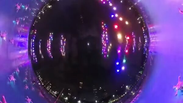 Une illumination de centaines de drones dans le ciel de Guangzhou bat le record mondial - Sputnik Afrique