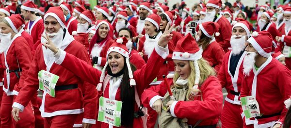 Une course de pères Noël (photo d'archives) - Sputnik Afrique