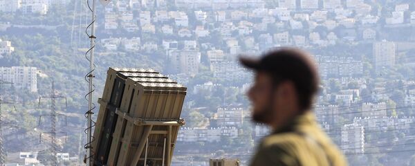 le système israélien «Dôme de fer» de défense antimissile le système israélien «Dôme de fer» de défense antimissile - Sputnik Afrique