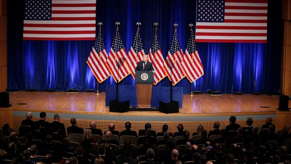U.S. President Donald Trump delivers remarks regarding the Administration's National Security Strategy - Sputnik Afrique