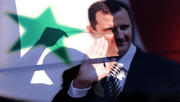 Congressiste US: Assad envoie Trump «se faire f…» en reprenant les vols depuis Shayrat - Sputnik Afrique
