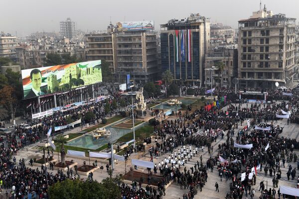 Une photo prise le 21 décembre 2017 montre une vue surélevée de la place de Saadallah al-Jabiri dans la ville syrienne d'Alep Une photo prise le 21 décembre 2017 montre une vue surélevée de la place de Saadallah al-Jabiri dans la ville syrienne d'Alep - Sputnik Afrique