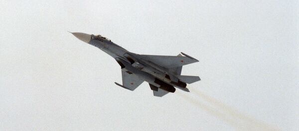 Самолет-истребитель Су-27 - Sputnik Afrique