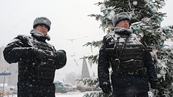 Police officers on Tverskaya Street, Moscow - Sputnik Afrique