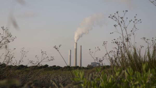 Une centrale électrique israélienne d'Ashkelon, située non loin de la frontière avec la bande de Gaza - Sputnik Afrique