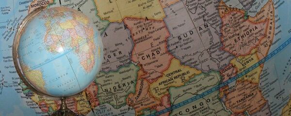 El globo y mapa de África - Sputnik Afrique
