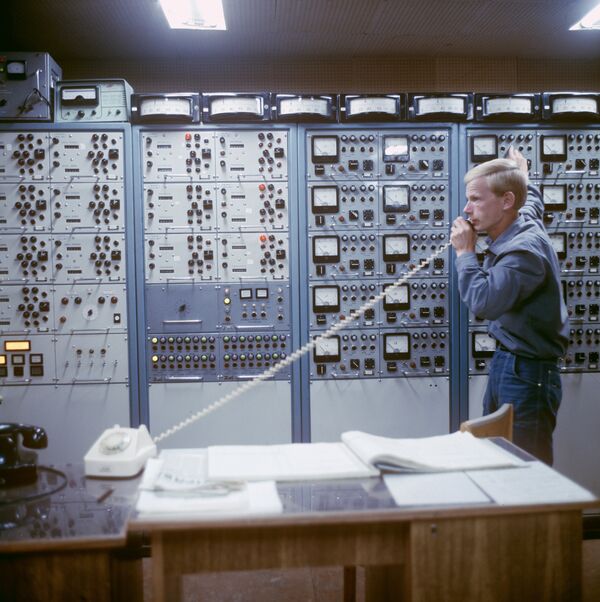 Panneau de contrôle de la salle d'injection de l'accélérateur des particules de Serpoukhov - Sputnik Afrique