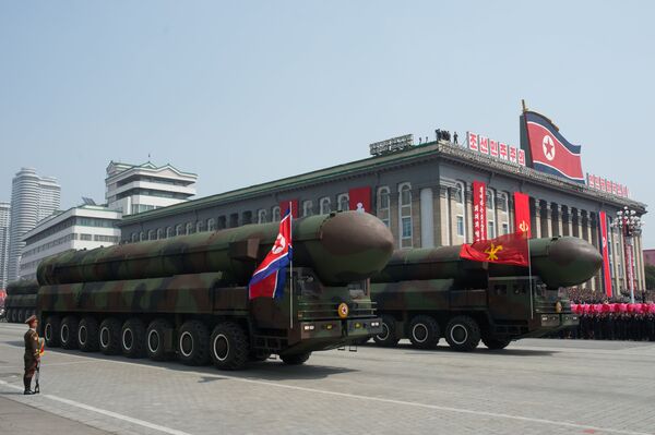 Un missile balistique nord-coréen Un missile balistique nord-coréen - Sputnik Afrique