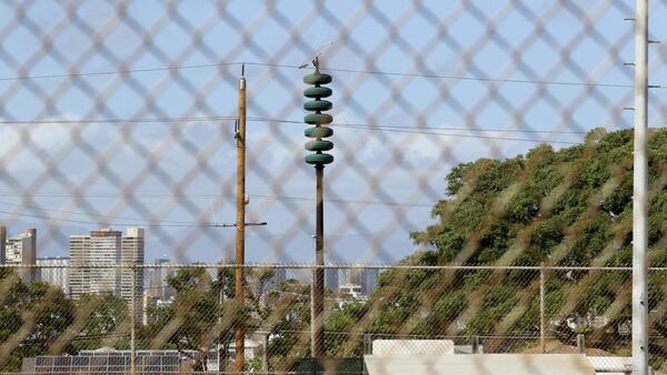 A Hawaii Civil Defense Warning Device, which sounds an alert siren during natural disasters, is shown in Honolulu on Wednesday, Nov. 29, 2017 - Sputnik Afrique