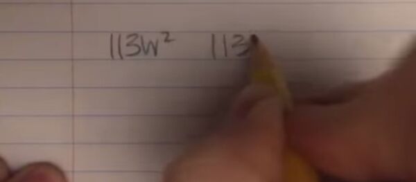 Ta daaa ta da da da daaa… Une internaute rejoue La Marche Impériale avec un crayon sur un papier - Sputnik Afrique