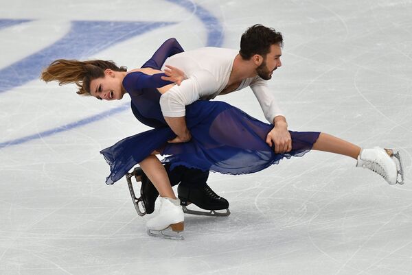 Gabriella Papadakis et Guillaume Cizeron au championnat d'Europe de patinage artistique à Moscou - Sputnik Afrique