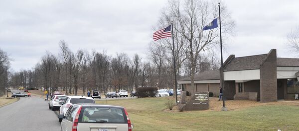 Fusillade dans une école secondaire aux USA, des morts et une vingtaine de blessés - Sputnik Afrique