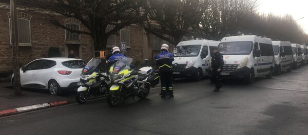 Extraction de Jawad Bendaoud de la prison de Fresnes vers le tribunal de Paris pour son procès - Sputnik Afrique