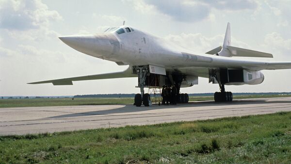 A Tupolev Tu-160 Blackjack strategic bomber - Sputnik Afrique