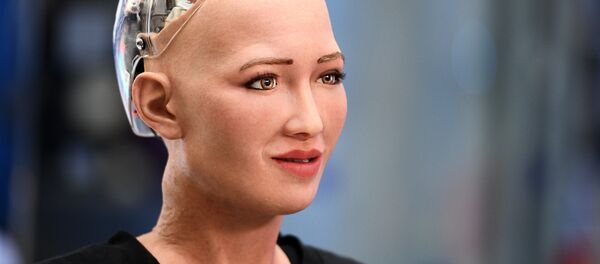 La robot-femme humanoïde Sophia - Sputnik Afrique