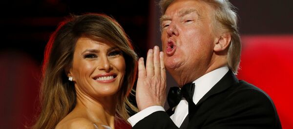 U.S. President Donald Trump and first lady Melania Trump attend the Freedom Ball in honor of his inauguration in Washington, U.S. January 20, 2017. - Sputnik Afrique