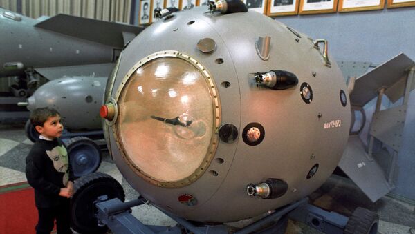 Une réplique de la première bombe nucléaire soviétique - Sputnik Afrique