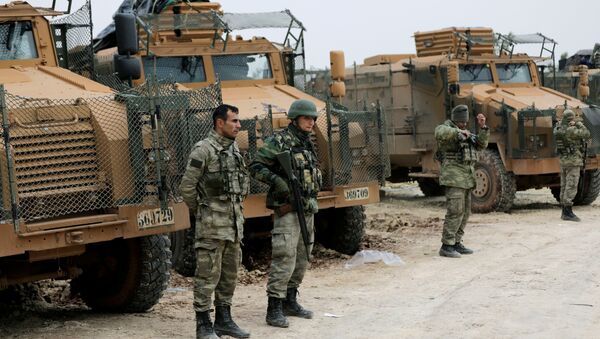 Des forces turques déployées au nord-est d'Afrine, en Syrie - Sputnik Afrique