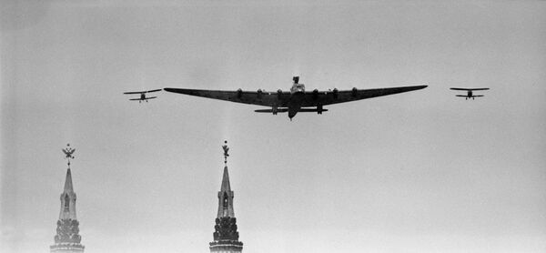 ANT-20 Maxim Gorki  - Sputnik Afrique