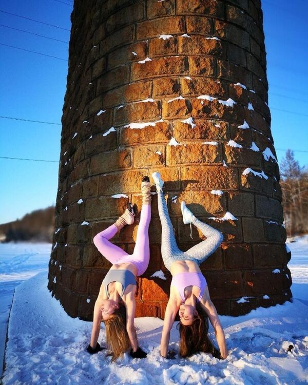 Icy Yoga - Sputnik Afrique