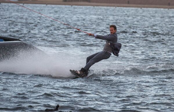 Robert pratique le wakeboard - Sputnik Afrique