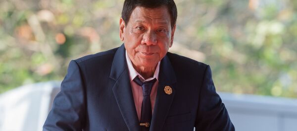 10 ноября 2017. Президент Филиппин Родриго Дутерте перед встречей лидеров экономик форума АТЭС с членами Делового консультативного совета саммита лидеров стран Азиатско-Тихоокеанского экономического сотрудничества (АТЭС) во Вьетнаме. - Sputnik Afrique