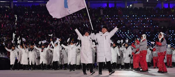 le Nord et le Sud défilent ensemble au JO - Sputnik Afrique