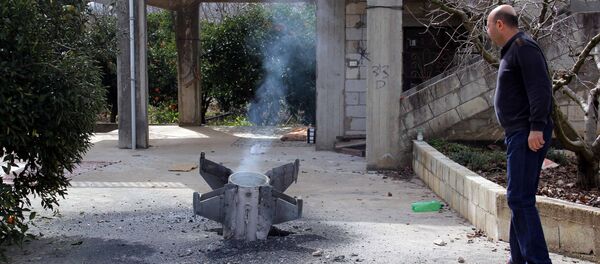 A picture taken on February 10, 2018, shows the remains of a missile that landed in the southern Lebanese village of Kaoukaba, near the border with Syria, after Israel's military attacked 12 Syrian and Iranian targets inside Syria in what it described as large-scale raids following an exchange of fire earlier in the day. - Sputnik Afrique