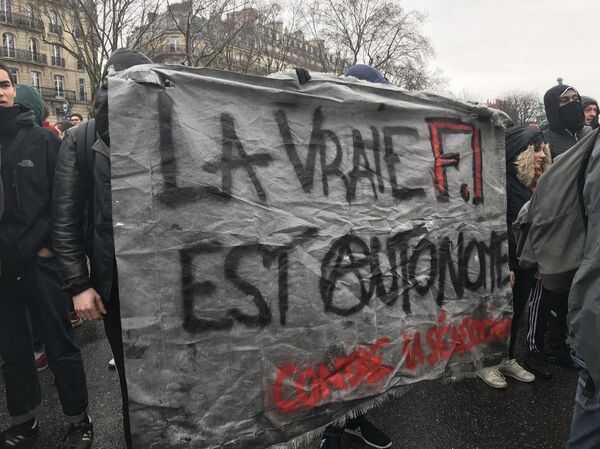 Troisième manifestation étudiante à Paris contre la sélection à l’université, 15 février 2018 - Sputnik Afrique