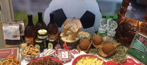Menu footballistique spécial créé à Vladimir pour le Mondial 2018 - Sputnik Afrique