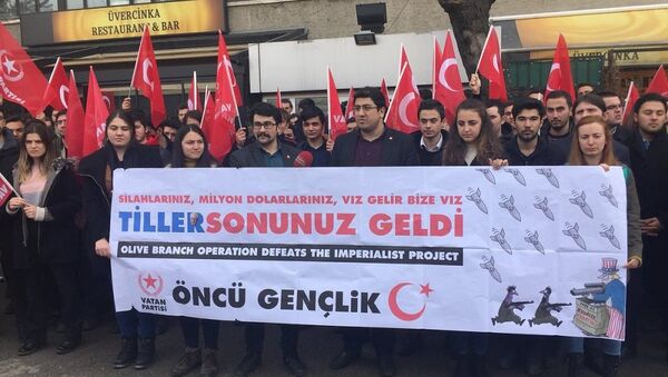 Une manifestation contre la visite de Rex Tillerson à Ankara - Sputnik Afrique